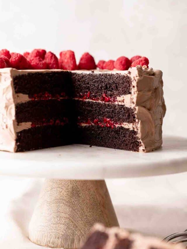 Chocolate Cake with Raspberry Filling
