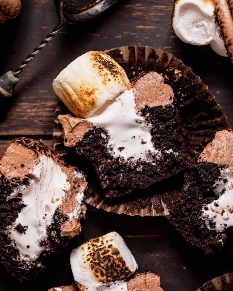 Toasted Hot Cocoa Cupcakes with Marshmallow Filling